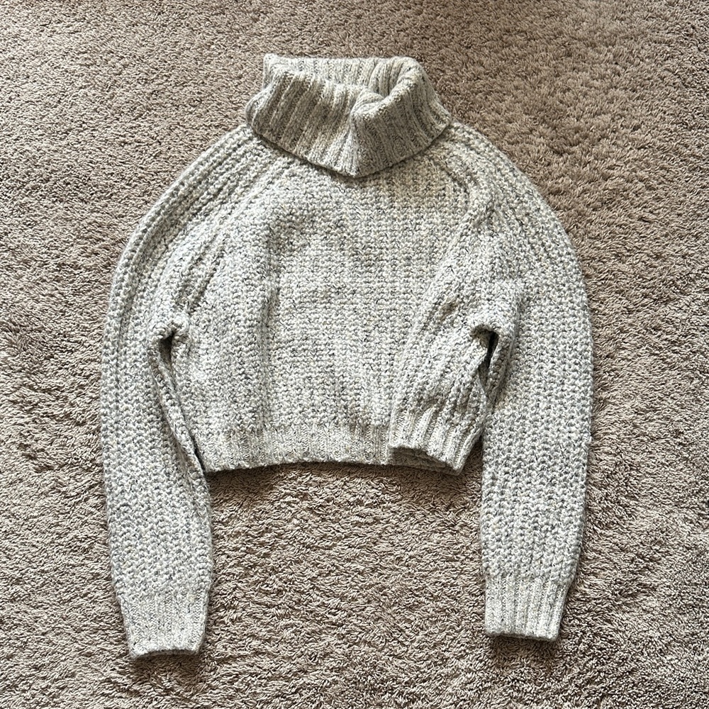 Topshop Light Gray Turtleneck Sweater